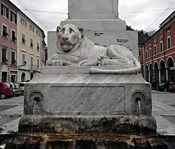 Piazza Alberica - Fontana della Beatrice